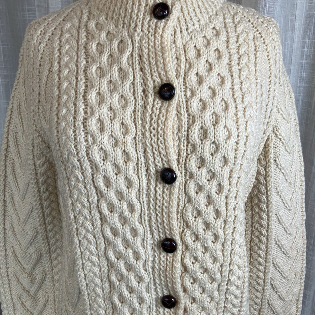 1970s Cream Knitted Sweater