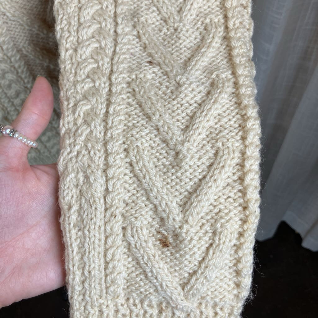 1970s Cream Knitted Sweater