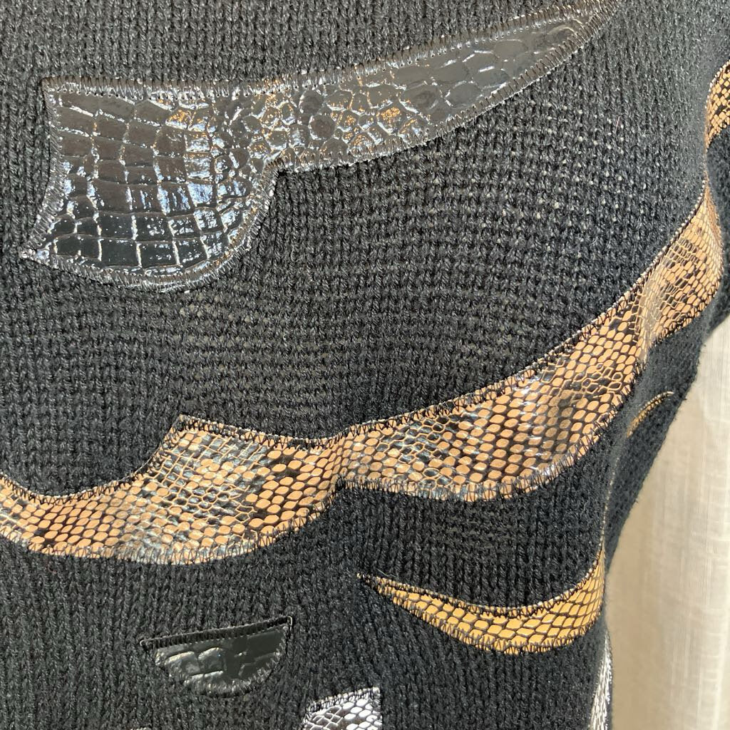 1980s Long Retro Sleeveless Top w/ Faux Snake Skin Patches