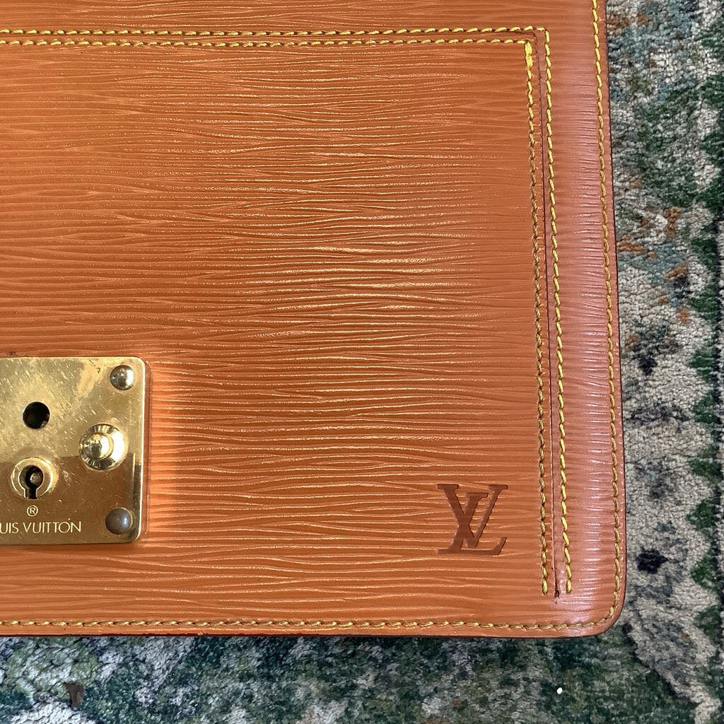 Authentic Vintage Louis Vuitton Epi Leather Pouchette Cognac