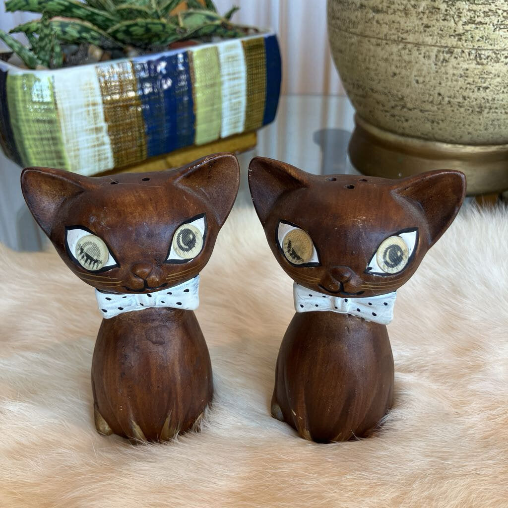 Vintage Brown Cat Salt and Pepper Shakers