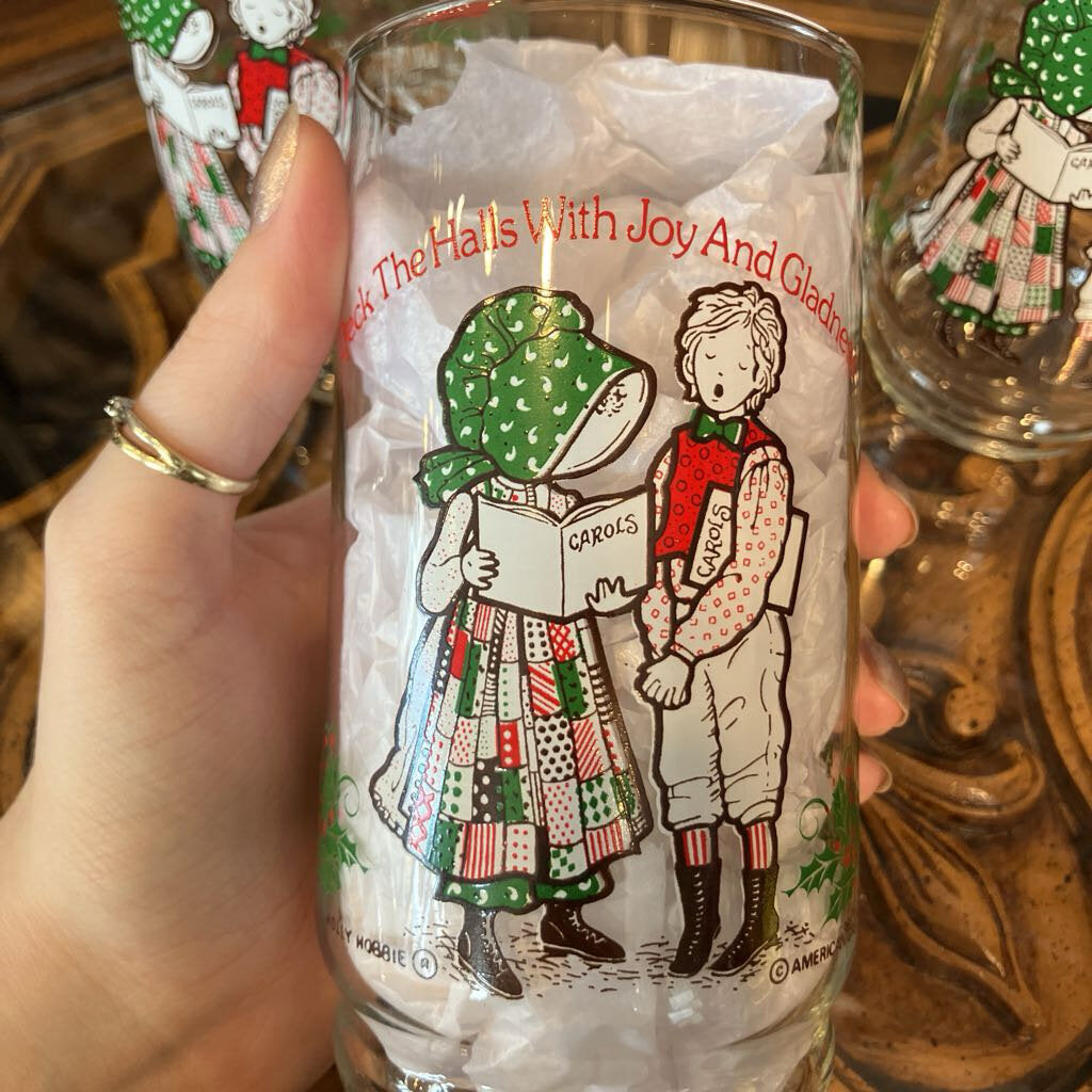 Set of 6 1980s Holly Hobbie Holliday Glasses