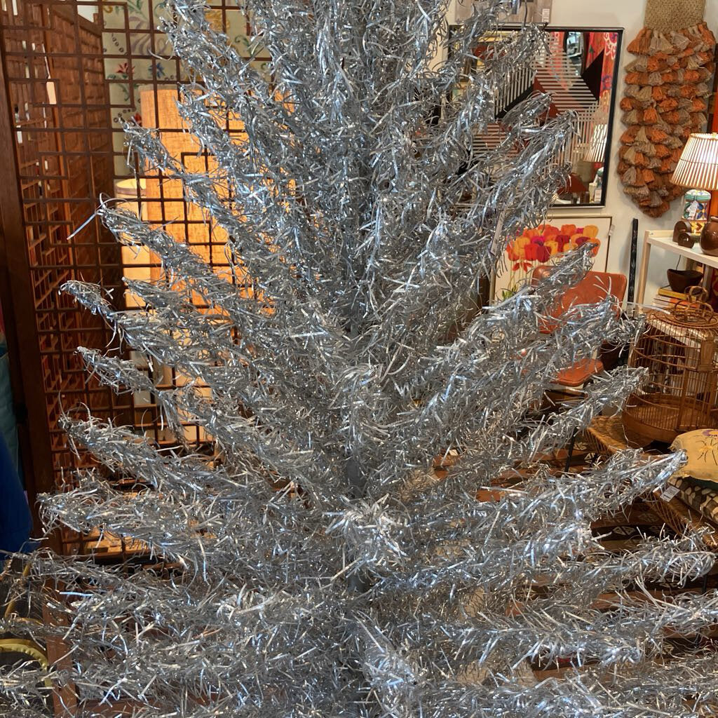 1950s Aluminum Christmas Tree