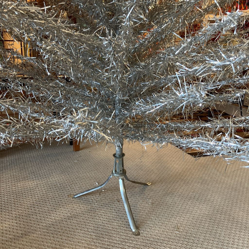 1950s Aluminum Christmas Tree