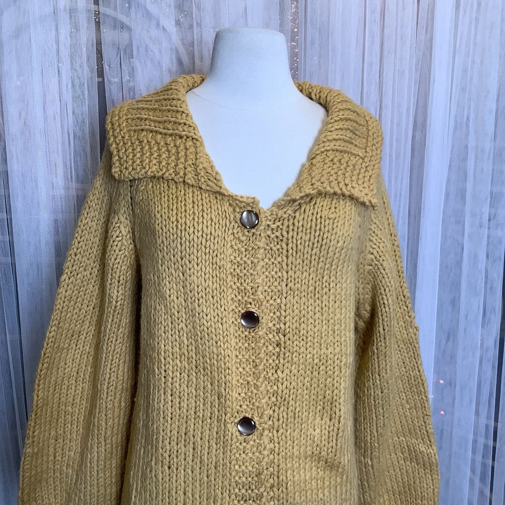 1970s Long Chunky Knit Cardigan