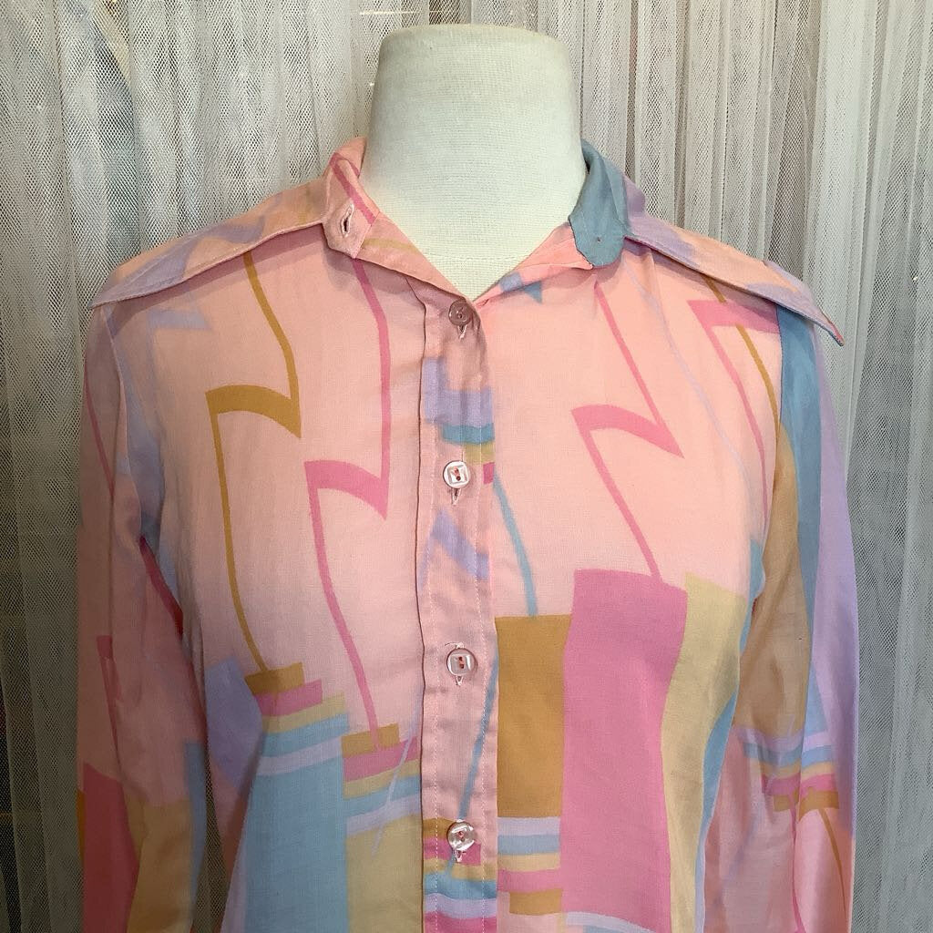 1970s Exaggerated Collar Art Deco Print Button Up