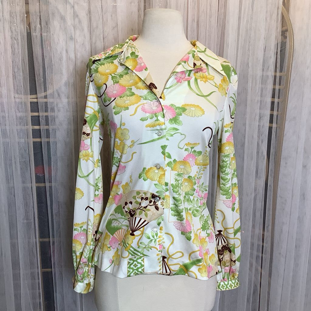 1970s Asian Fan w/ Floral Novelty Print Button Up