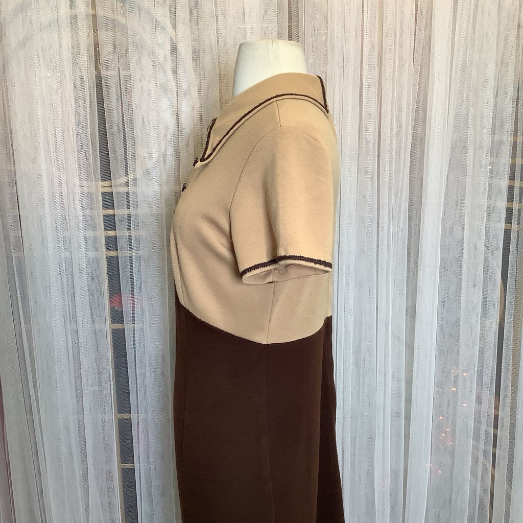 1970s 2 Toned Brown A-Line Dress