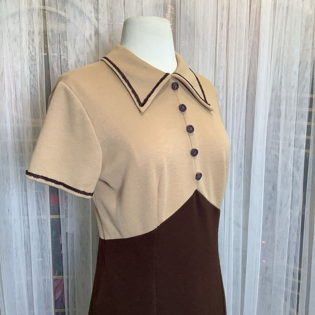 1970s 2 Toned Brown A-Line Dress