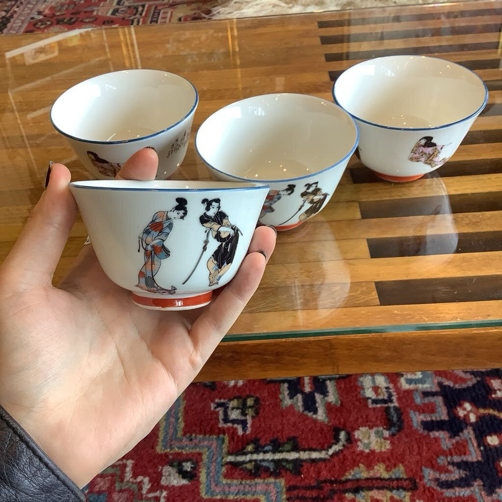 Vintage Japanese Rice Bowl Set