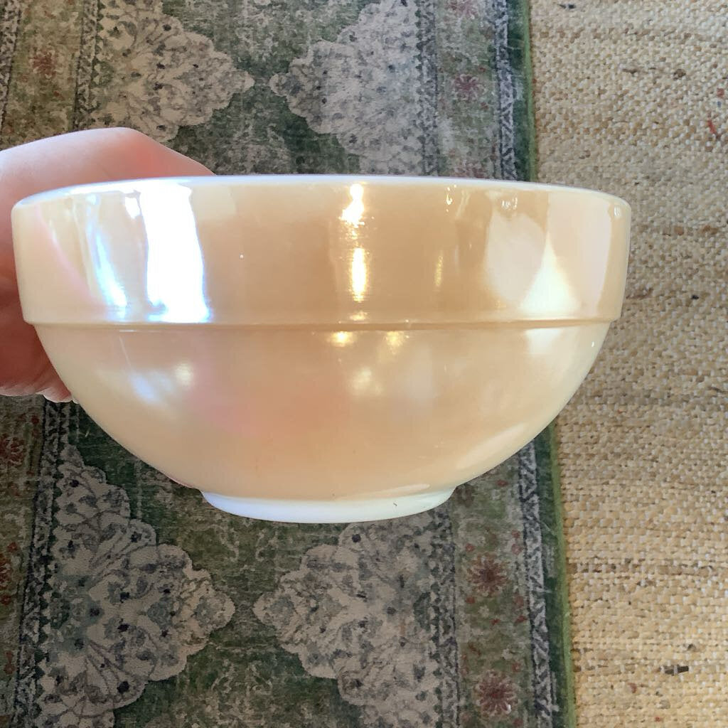 Vintage Fire King Bowl Set in Peach Lustre