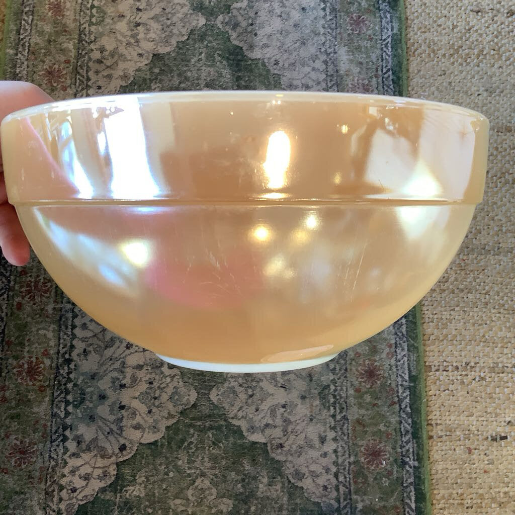 Vintage Fire King Bowl Set in Peach Lustre