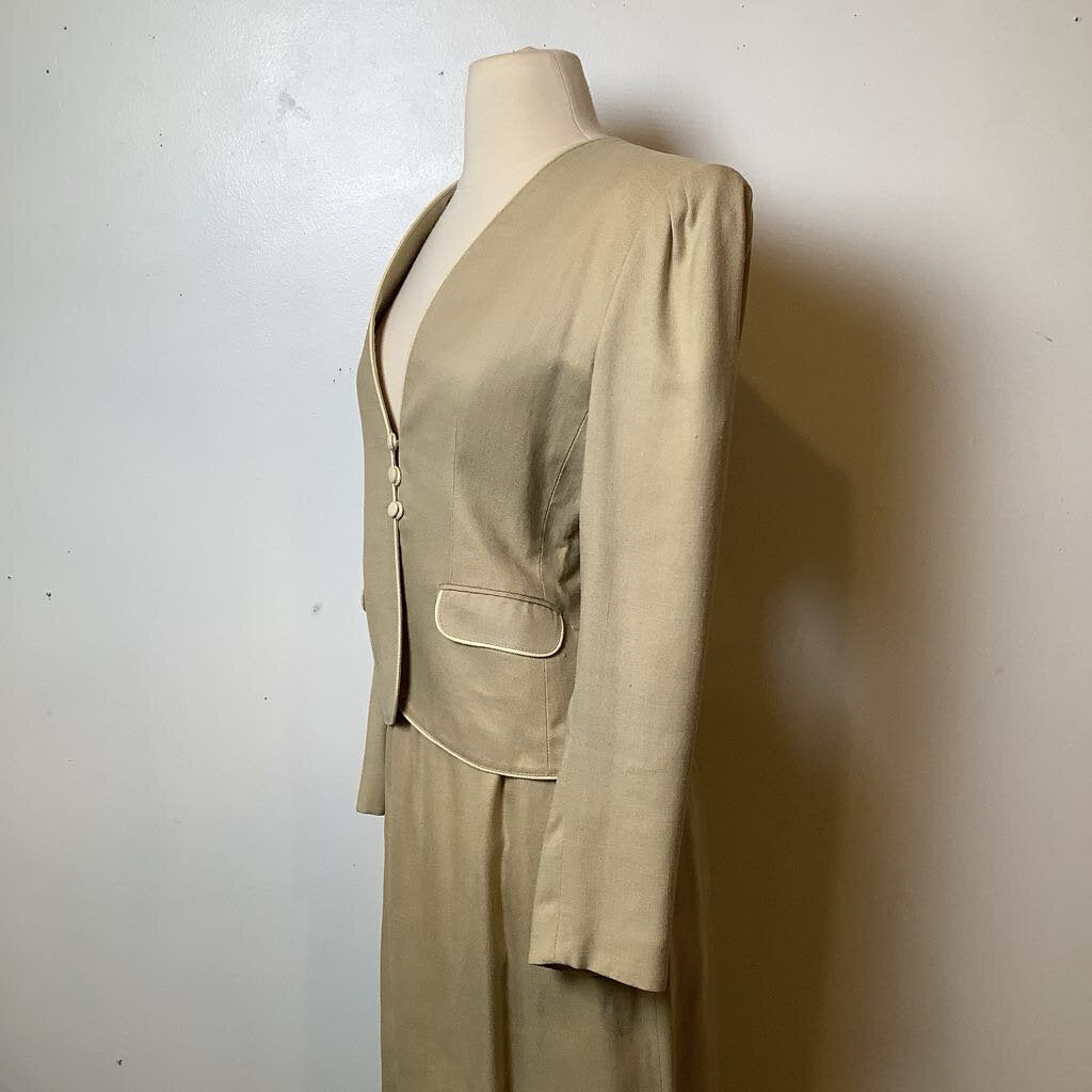 1980s Sasson Two Piece Skirt & Jacket