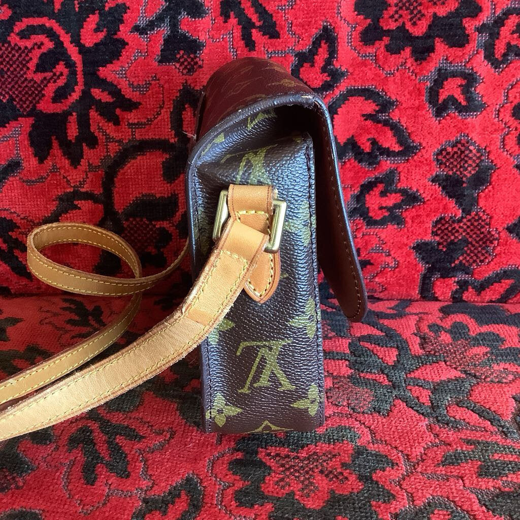 Authentic Vintage Louis Vuitton Mini Saint Cloud Monogram Crossbody