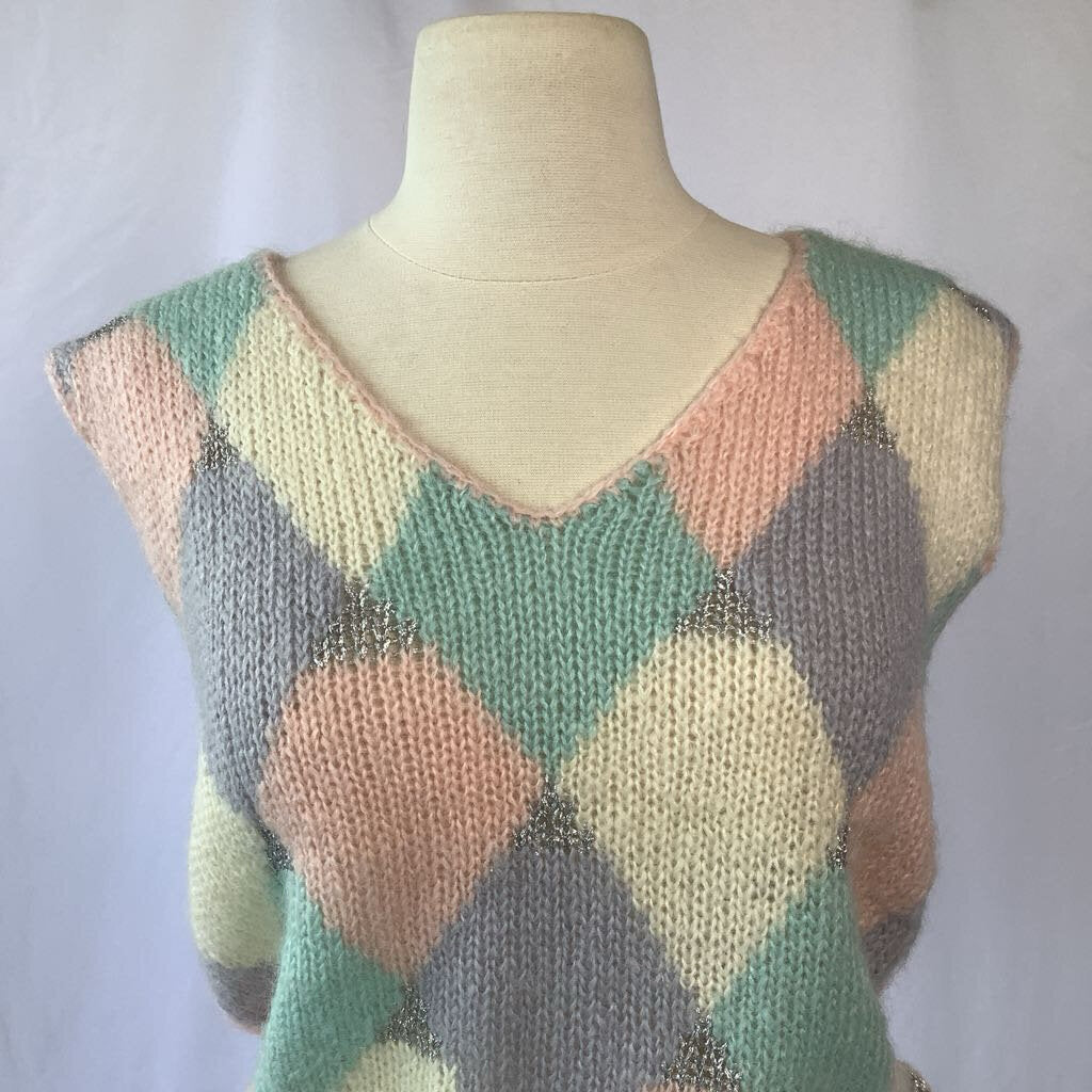 1980s Pink Pastel Lurex Sweater Vest