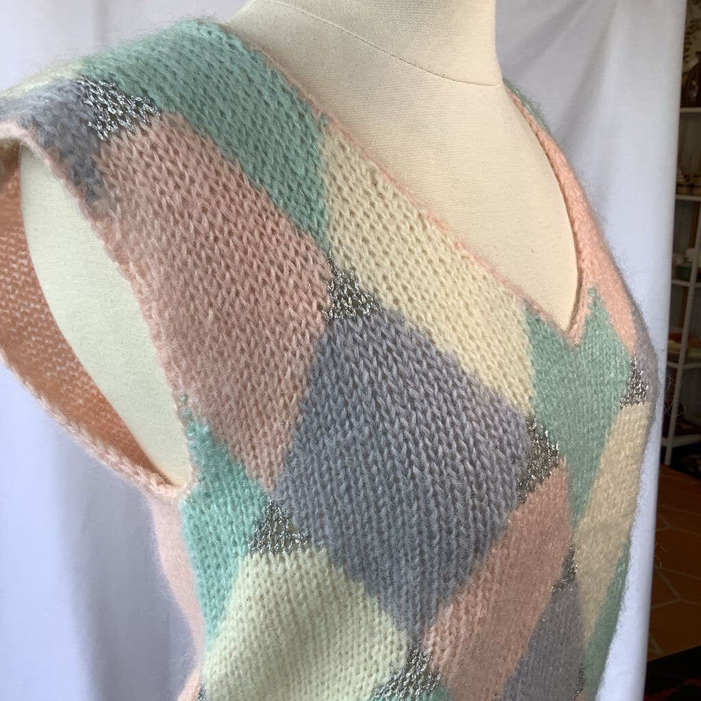 1980s Pink Pastel Lurex Sweater Vest