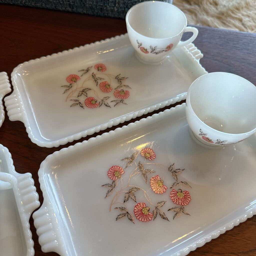 1950s Anchor Hocking Fleurette Snack Set