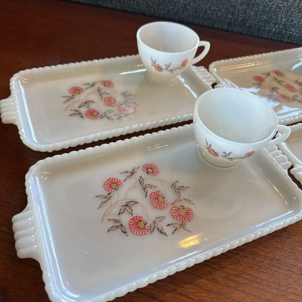 1950s Anchor Hocking Fleurette Snack Set