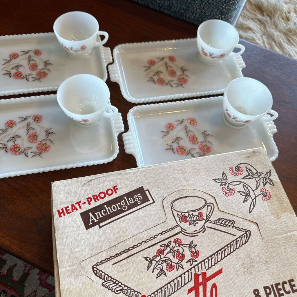 1950s Anchor Hocking Fleurette Snack Set