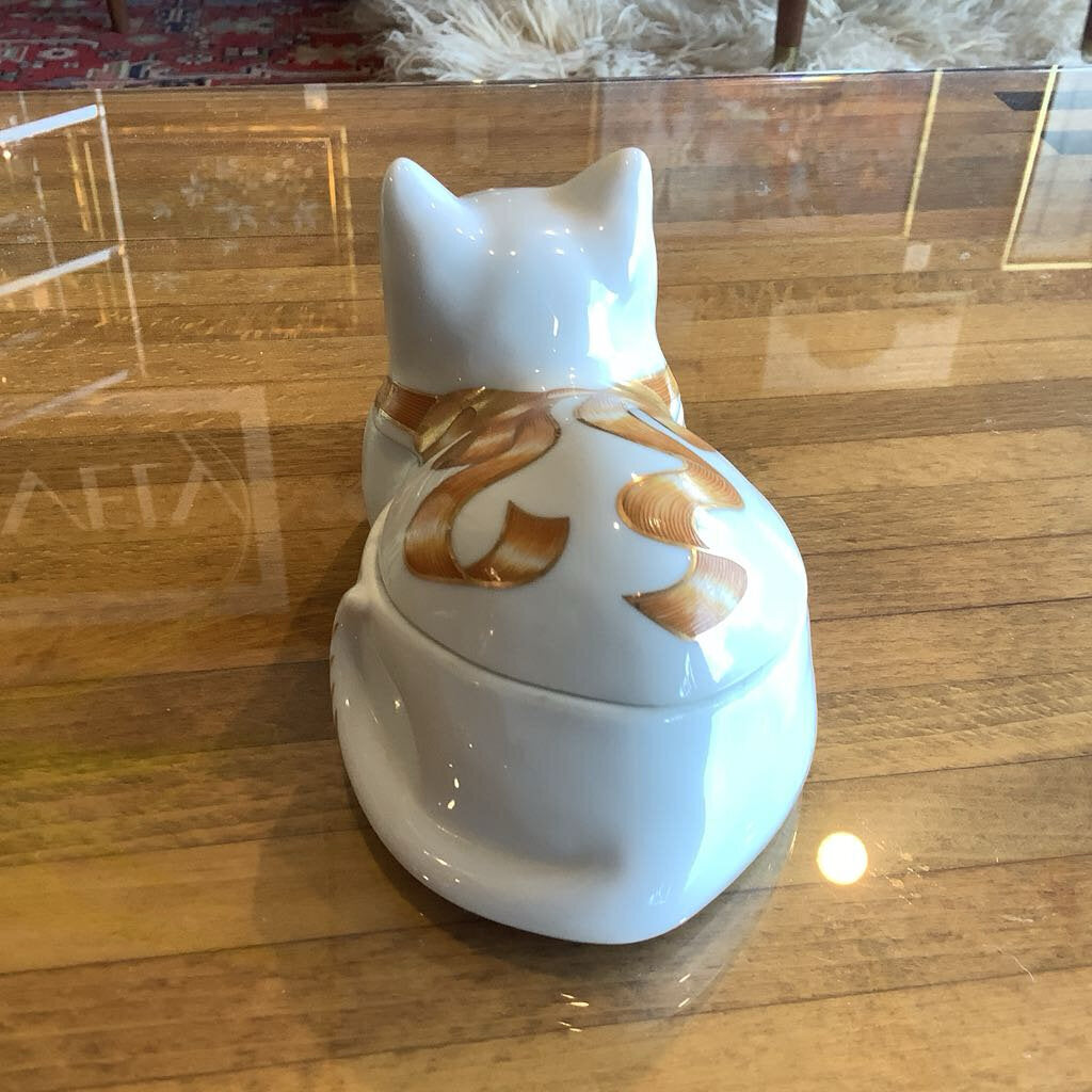 Vintage Unused Lidded Cat Candle for Elizabeth Arden