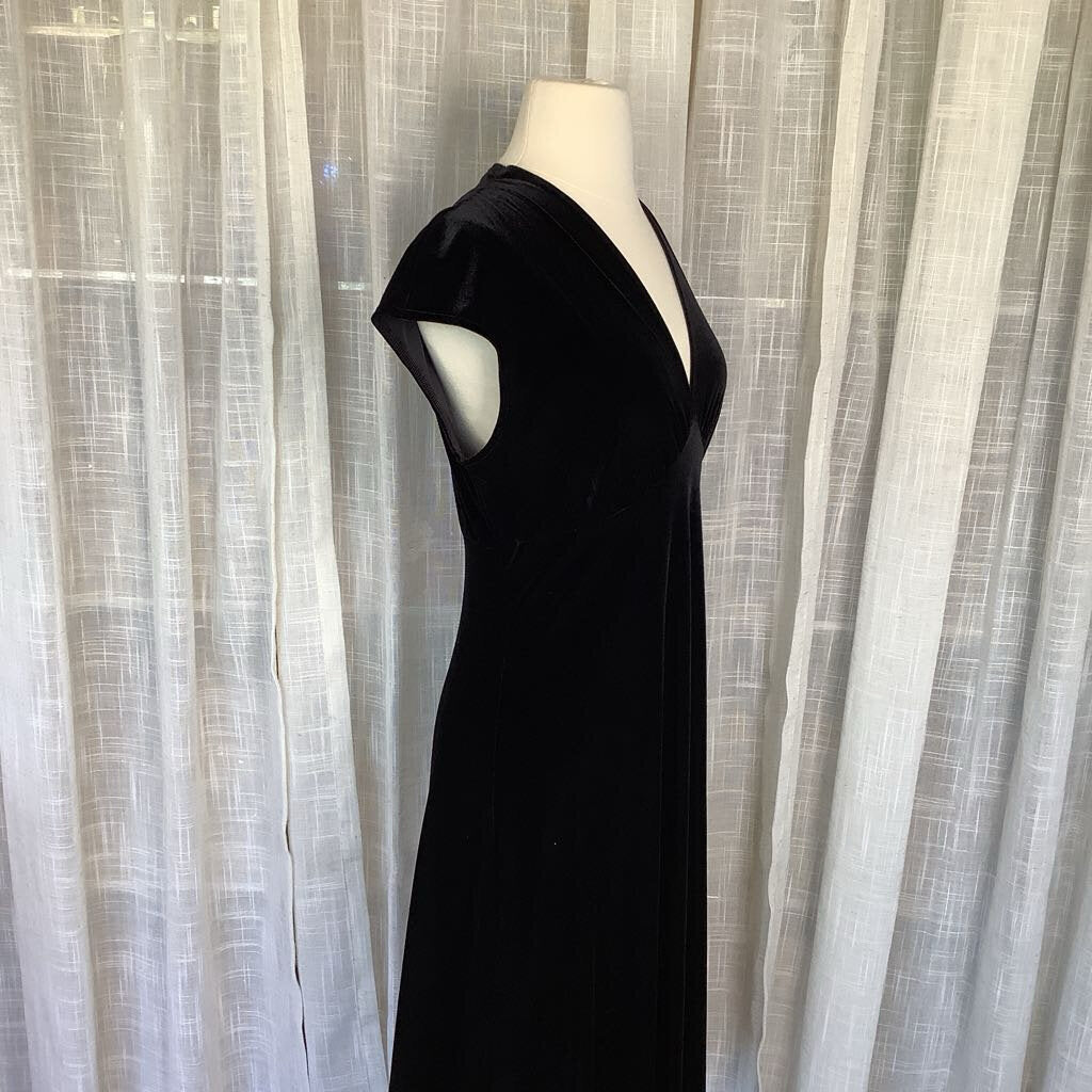 1990s Black Velveteen Dress