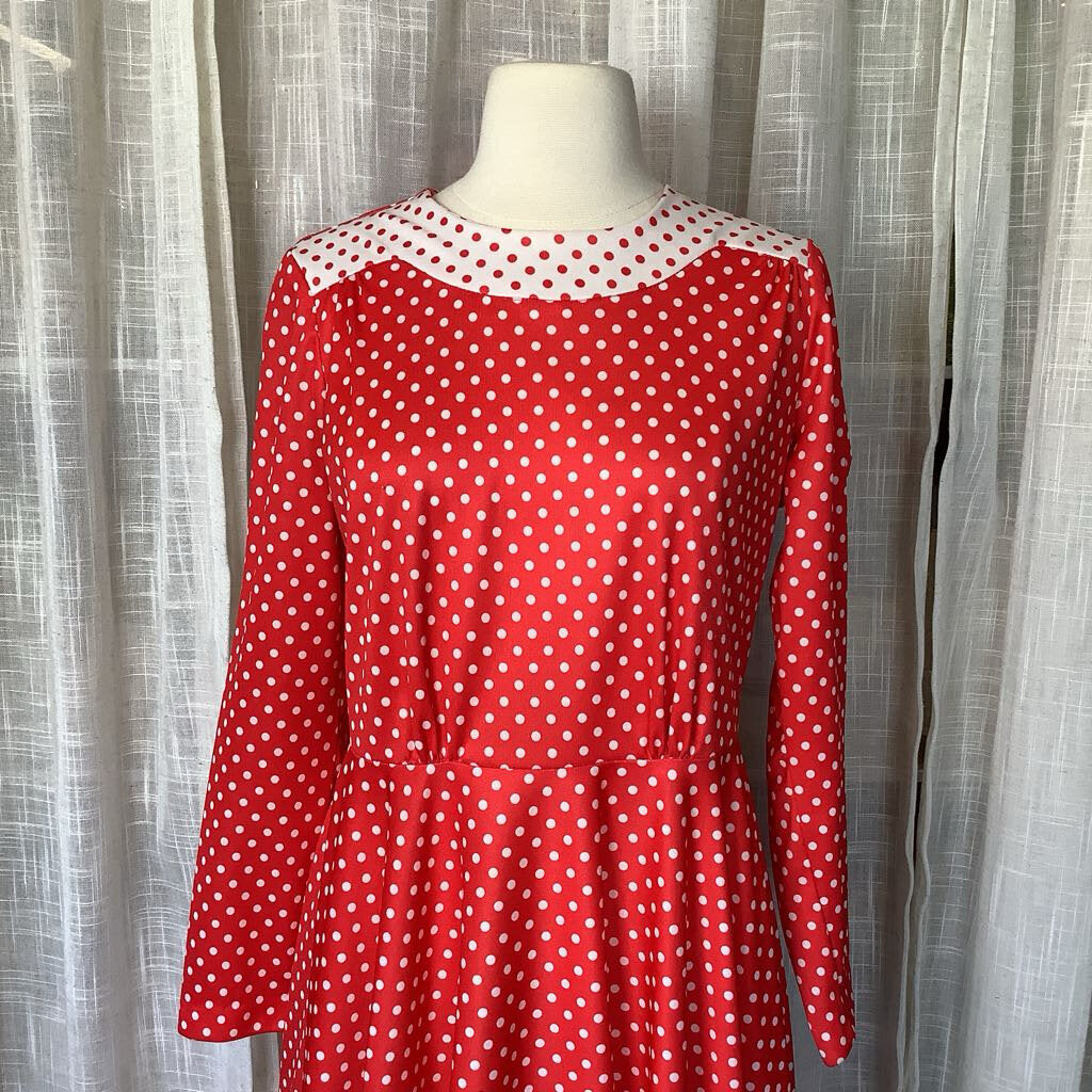 1970s Red and White Polka Dot Day Dress with Belt