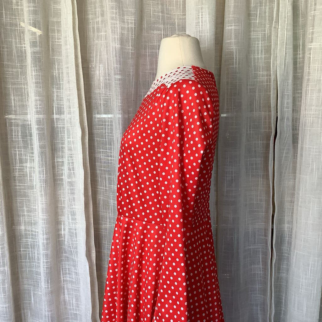 1970s Red and White Polka Dot Day Dress with Belt