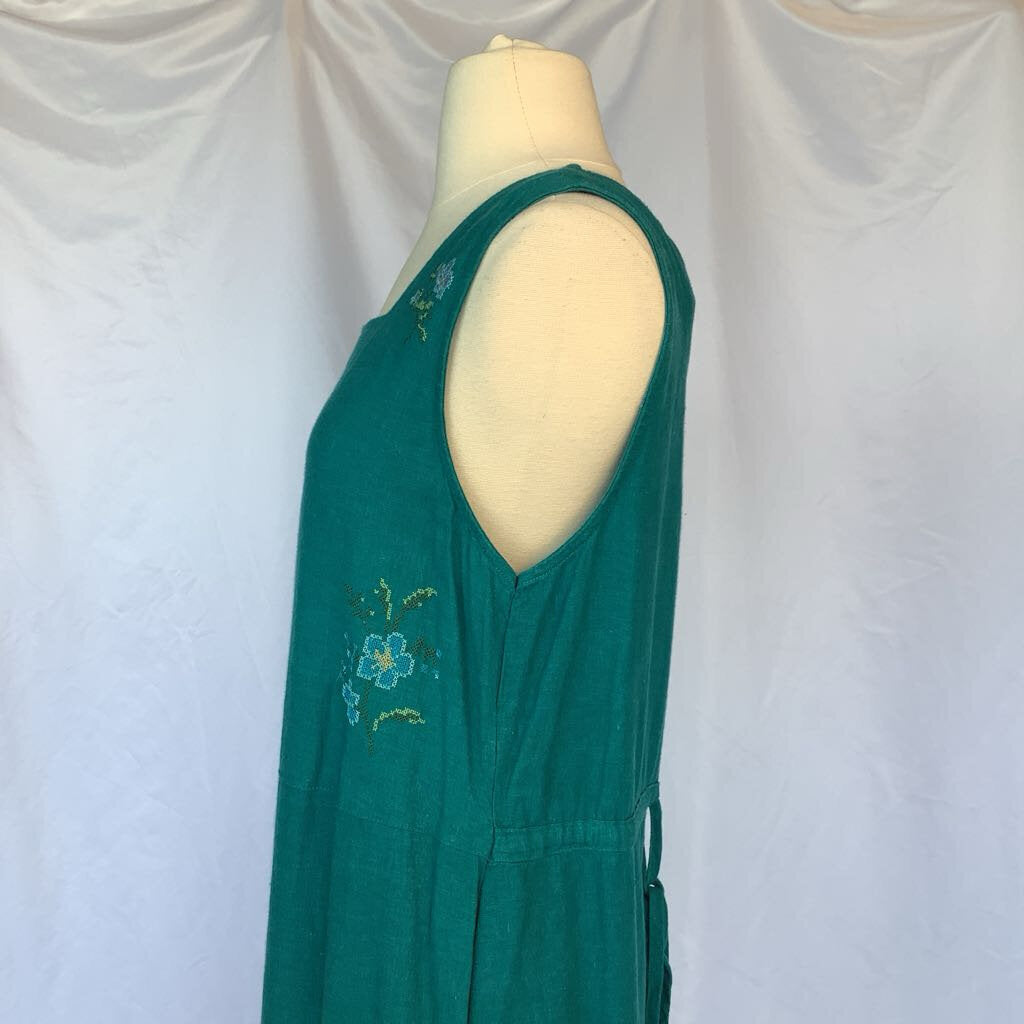90s Maxi with Handstitched Flowers Maxi