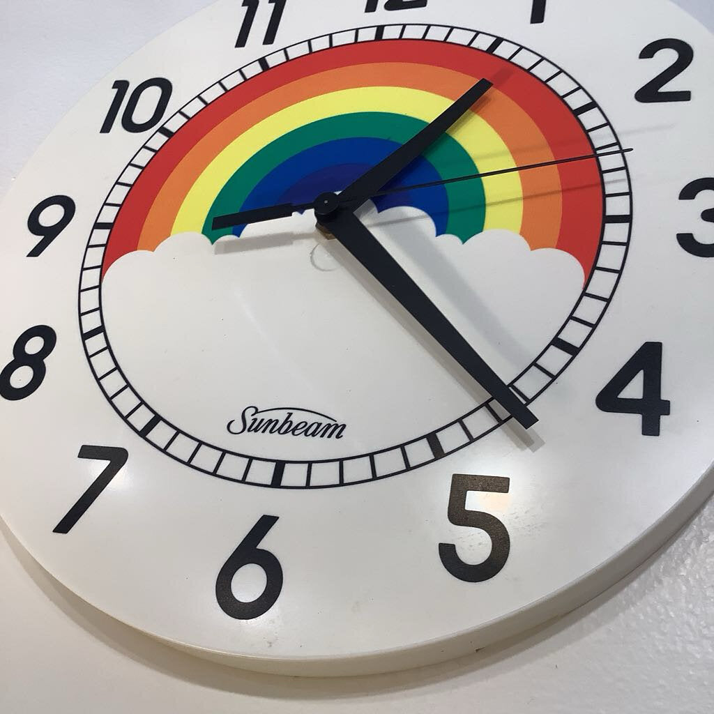 Vintage Sunbeam Rainbow Clock