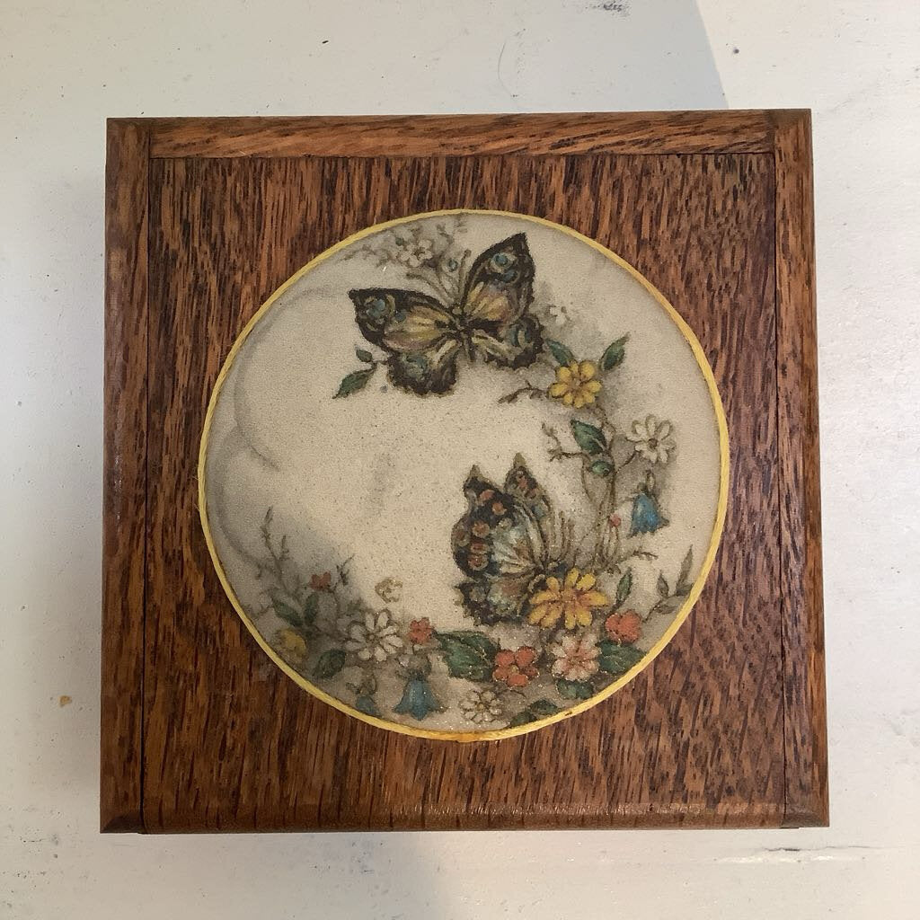 1971 Beaded Glass Butterfly Wood Box