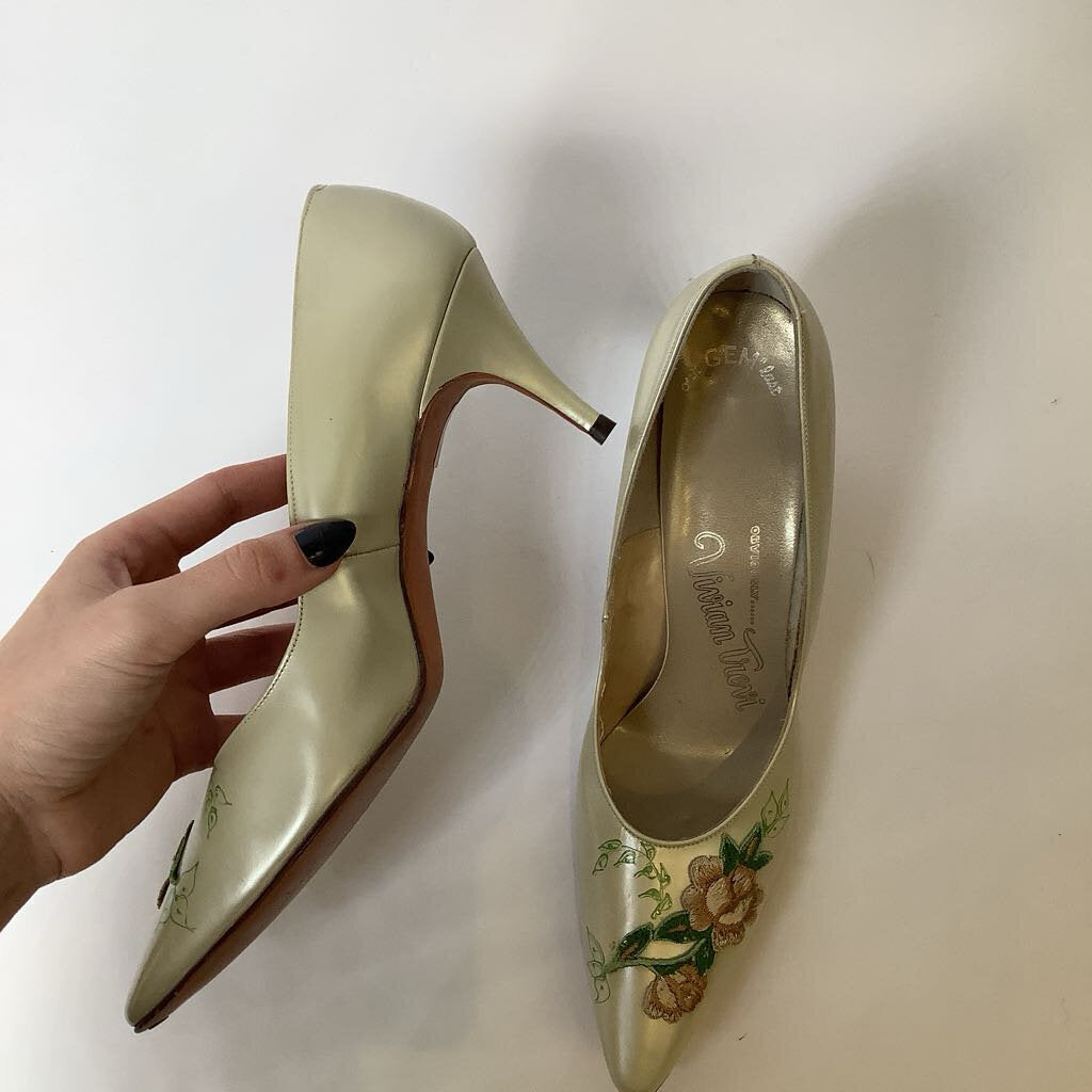60s Vivian Trevi Pumps