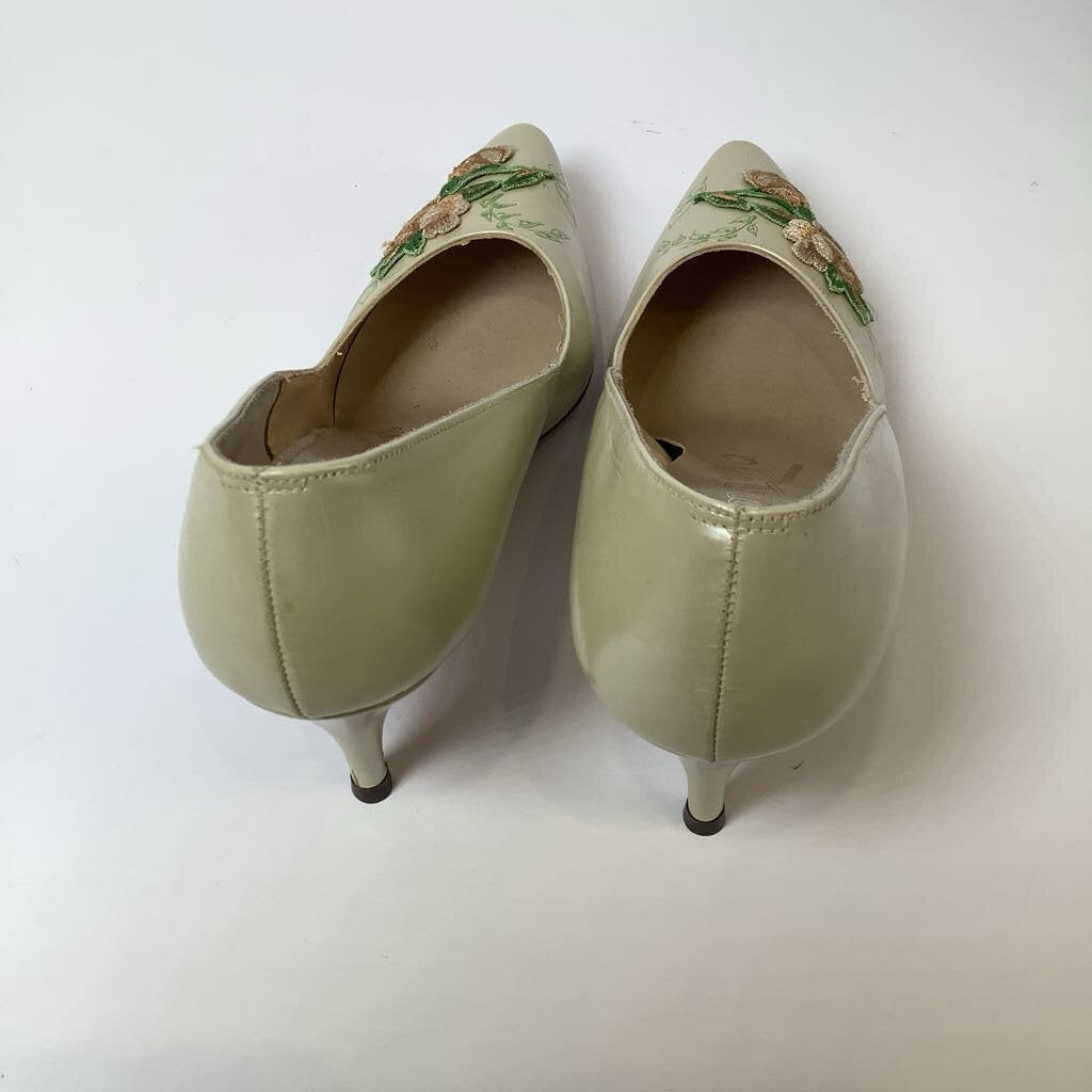60s Vivian Trevi Pumps