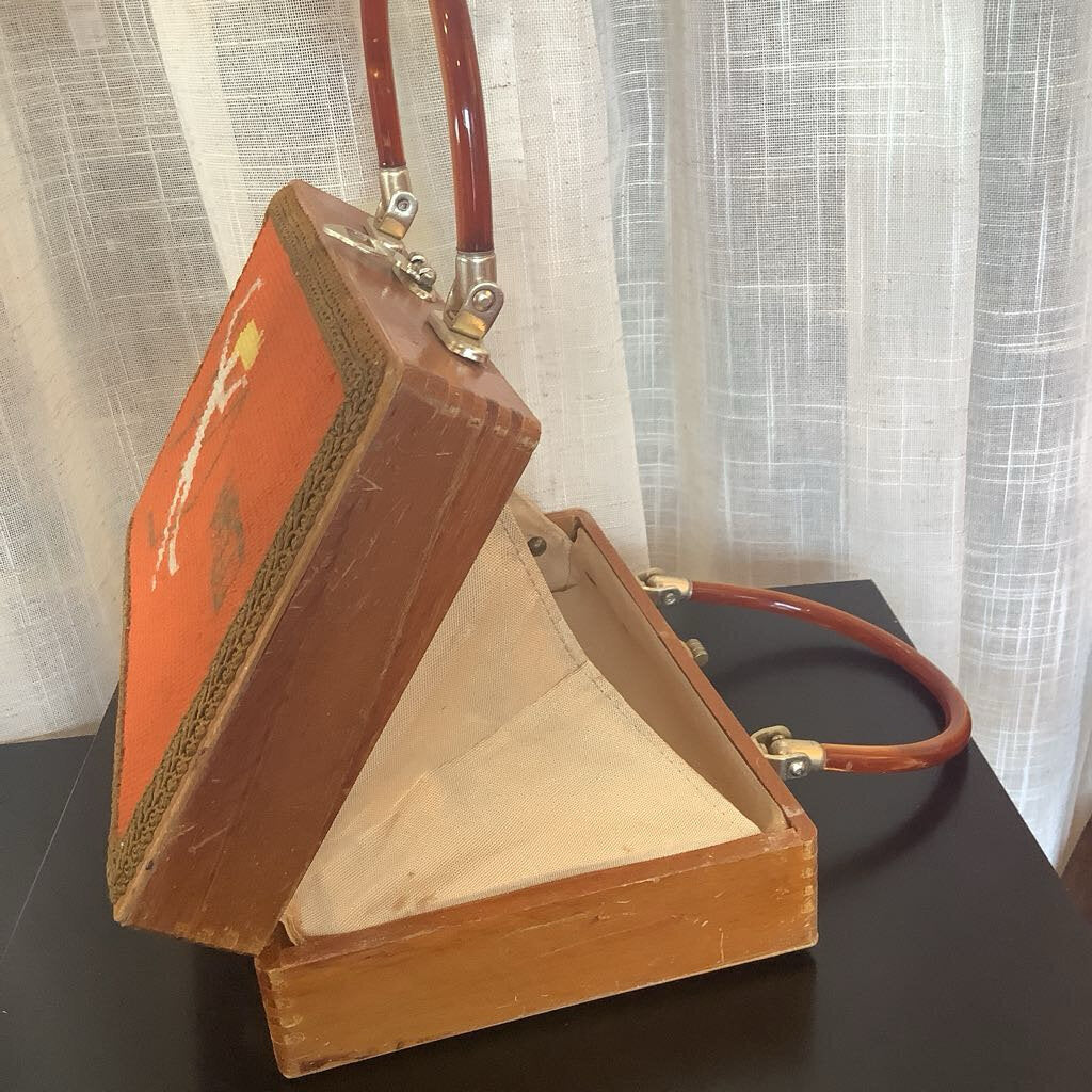 Vintage "Virgo" Box Purse
