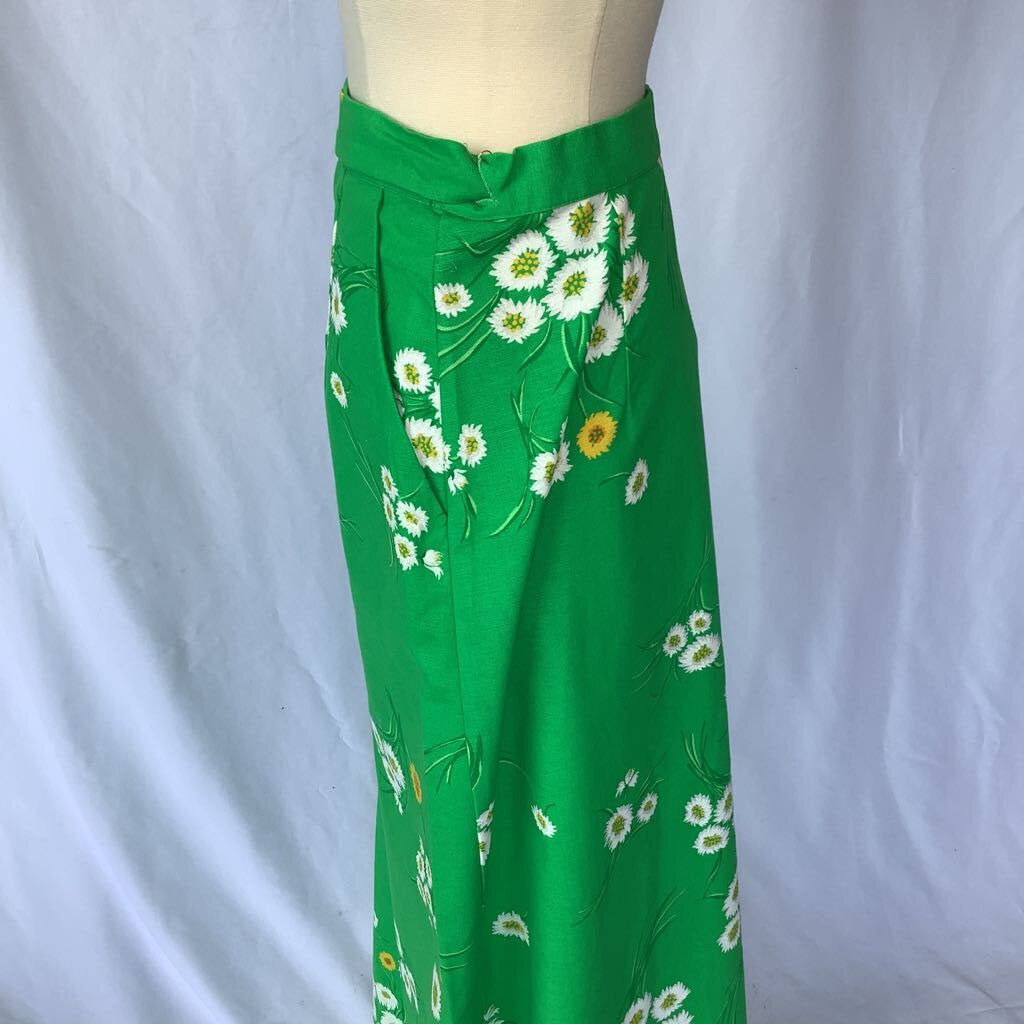 1970s Kelly Green Floral Maxi Wrap Skirt