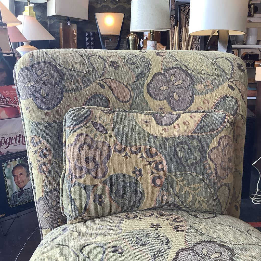 Y2K Storehouse Accent Chair Set