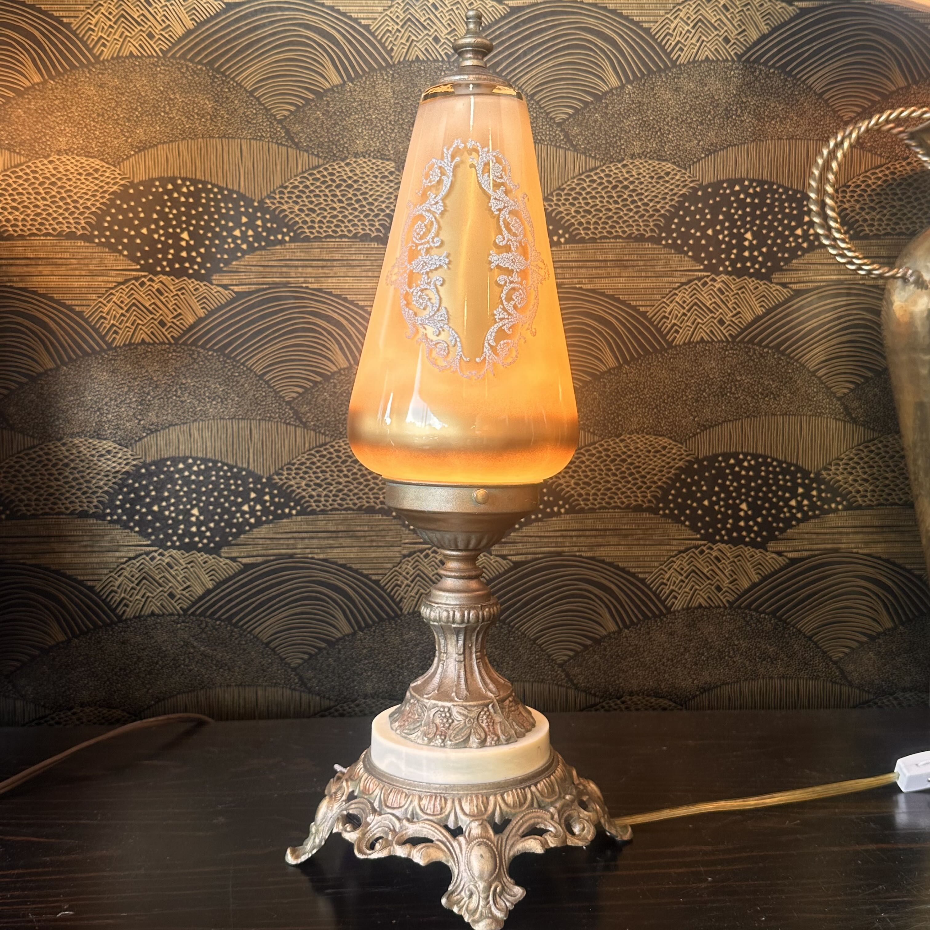 Vintage Art Deco Lamp