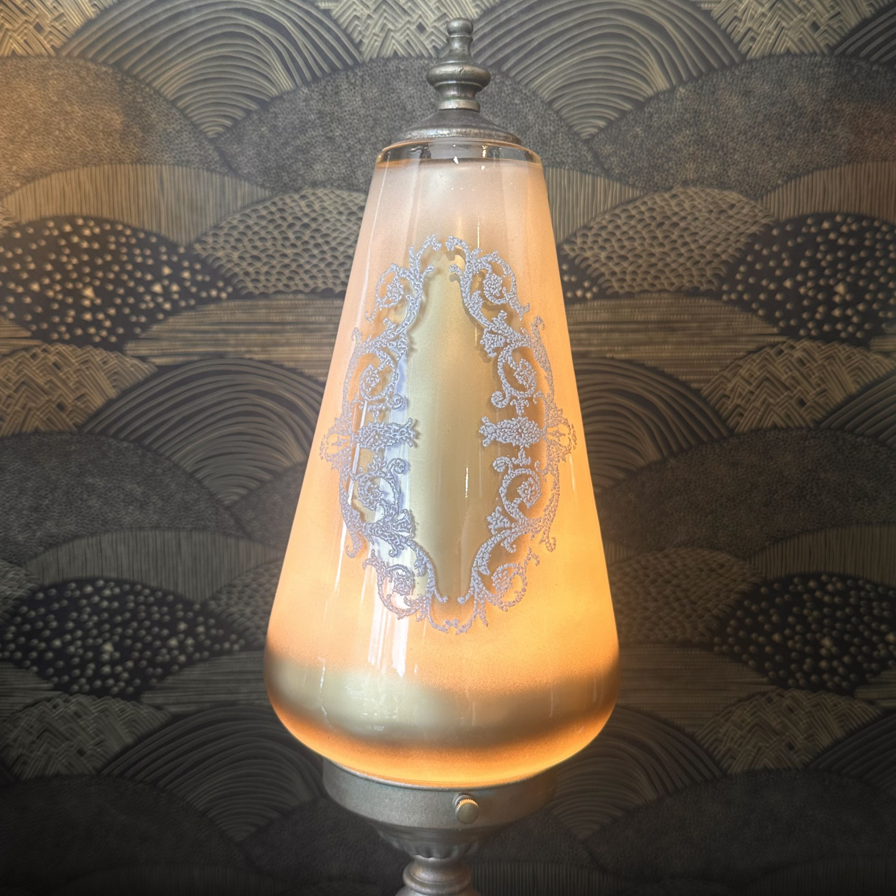 Vintage Art Deco Lamp