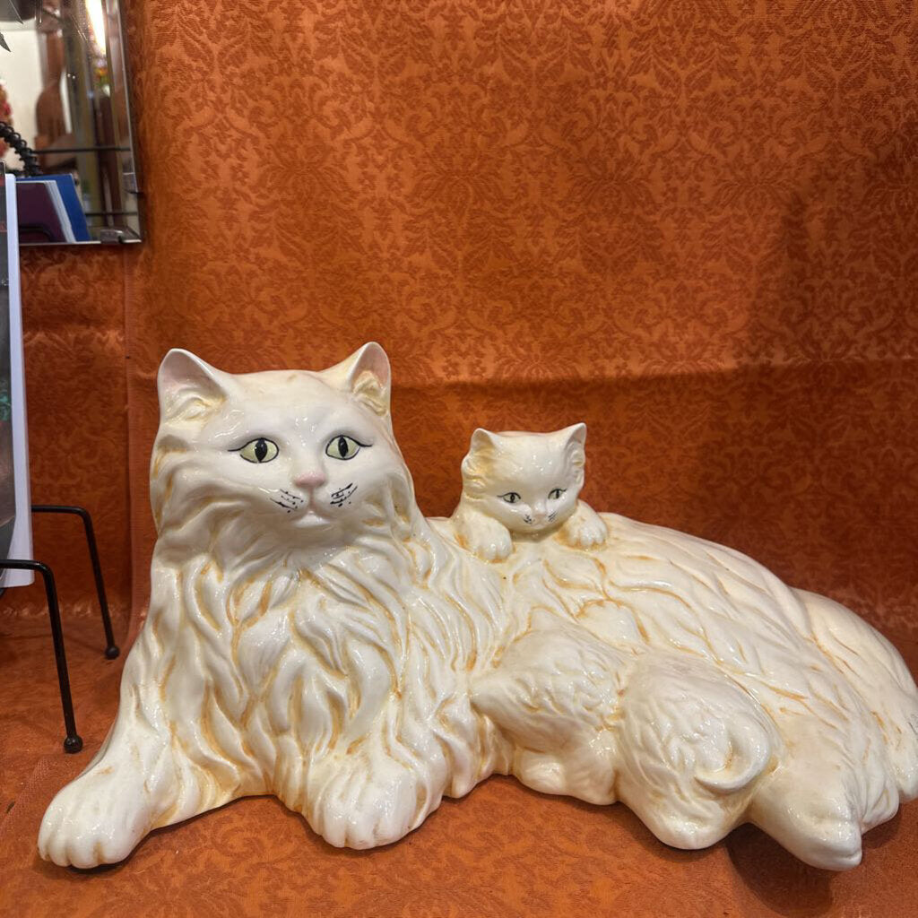 Vintage Ceramic Persian Cats