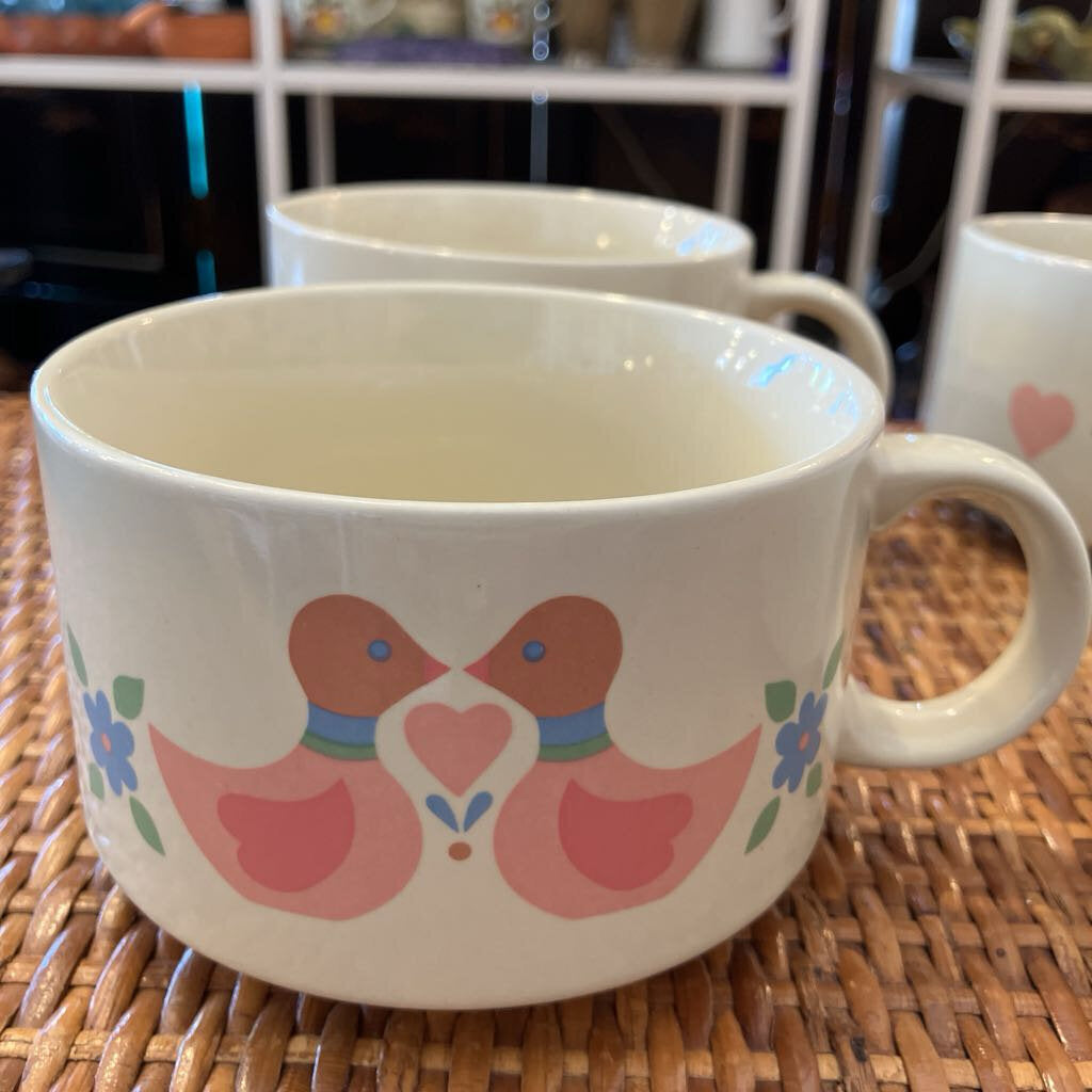 Vintage Interpur Pennsylvania Dutch Love Birds & Folk Art Ceramic Soup Bowls (4)