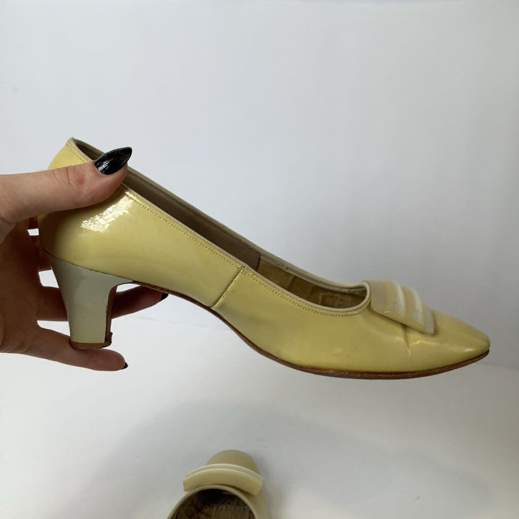 70s Butter Yellow Patent Pumps