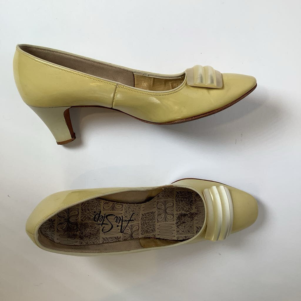 70s Butter Yellow Patent Pumps