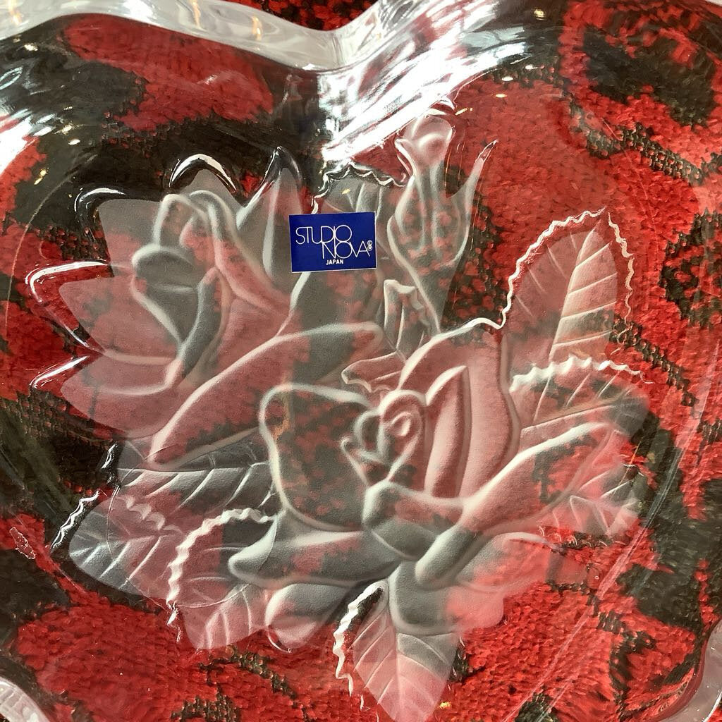 Vintage Studio Nova Frosted Rose Trinket Box
