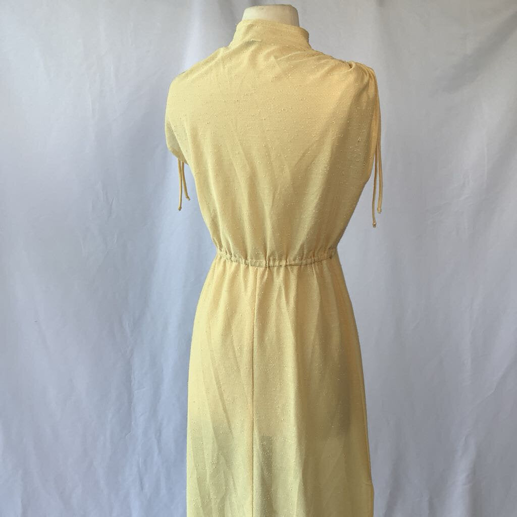 1970s Yellow Day Dress w/ Gathered Shoulders