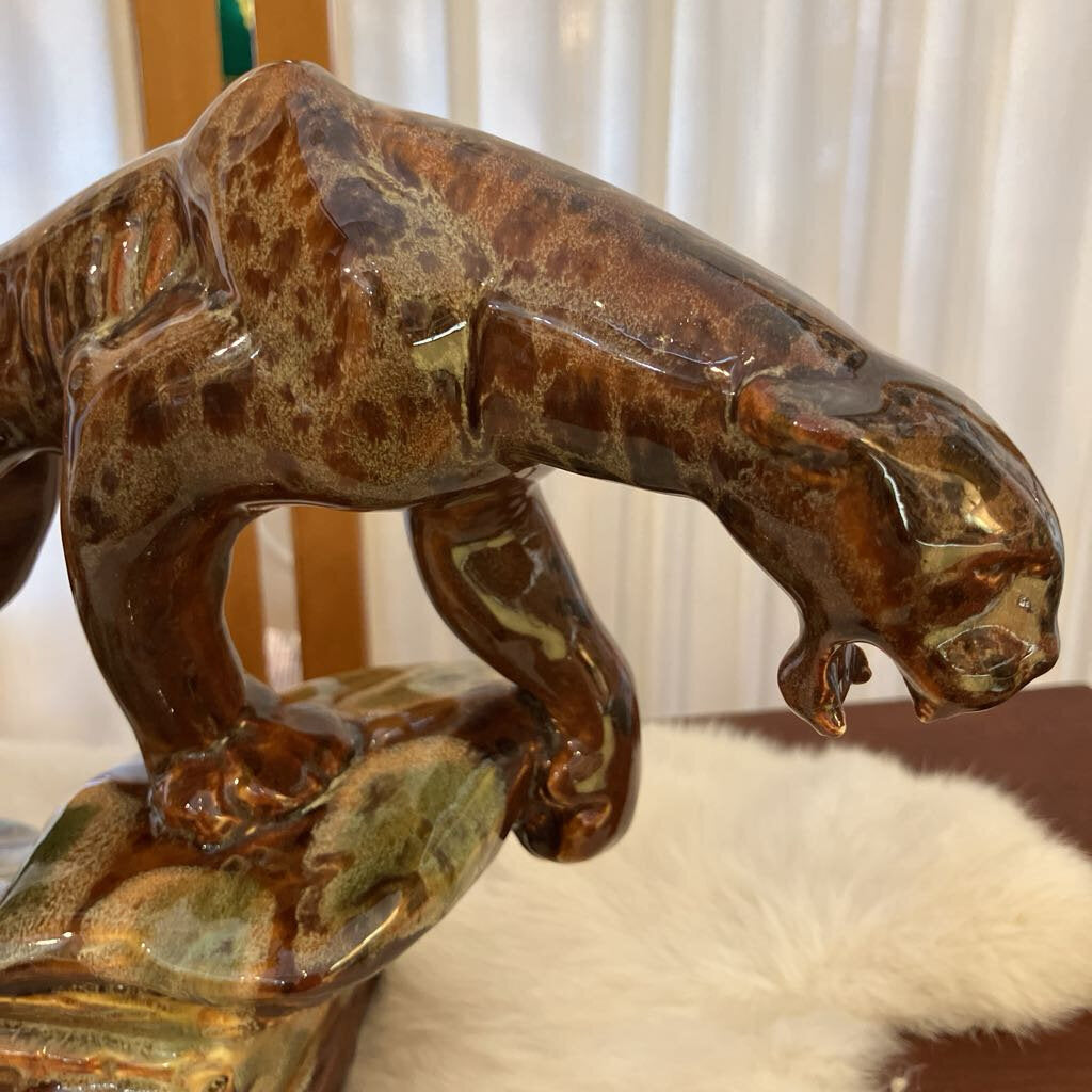 Vintage Royal Haeger Ceramic Leopard