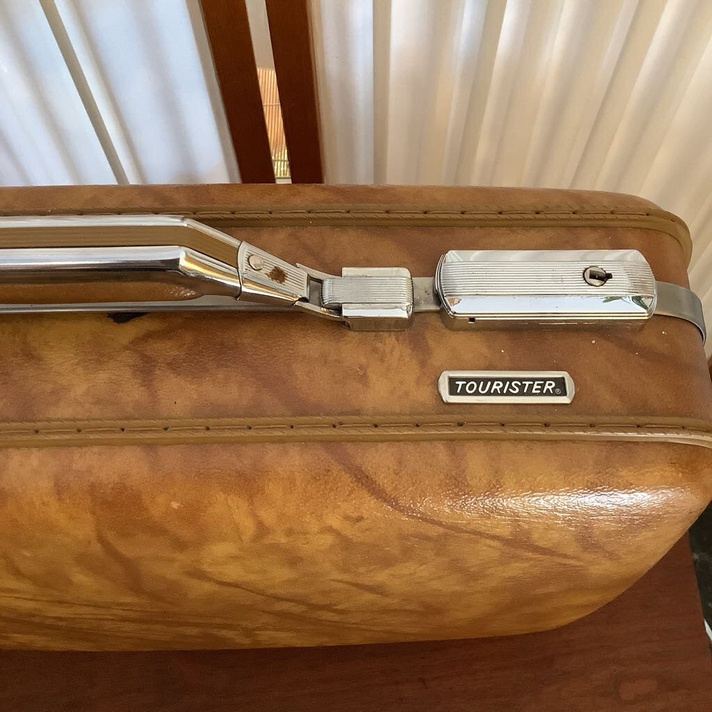 American Tourister Briefcase w key