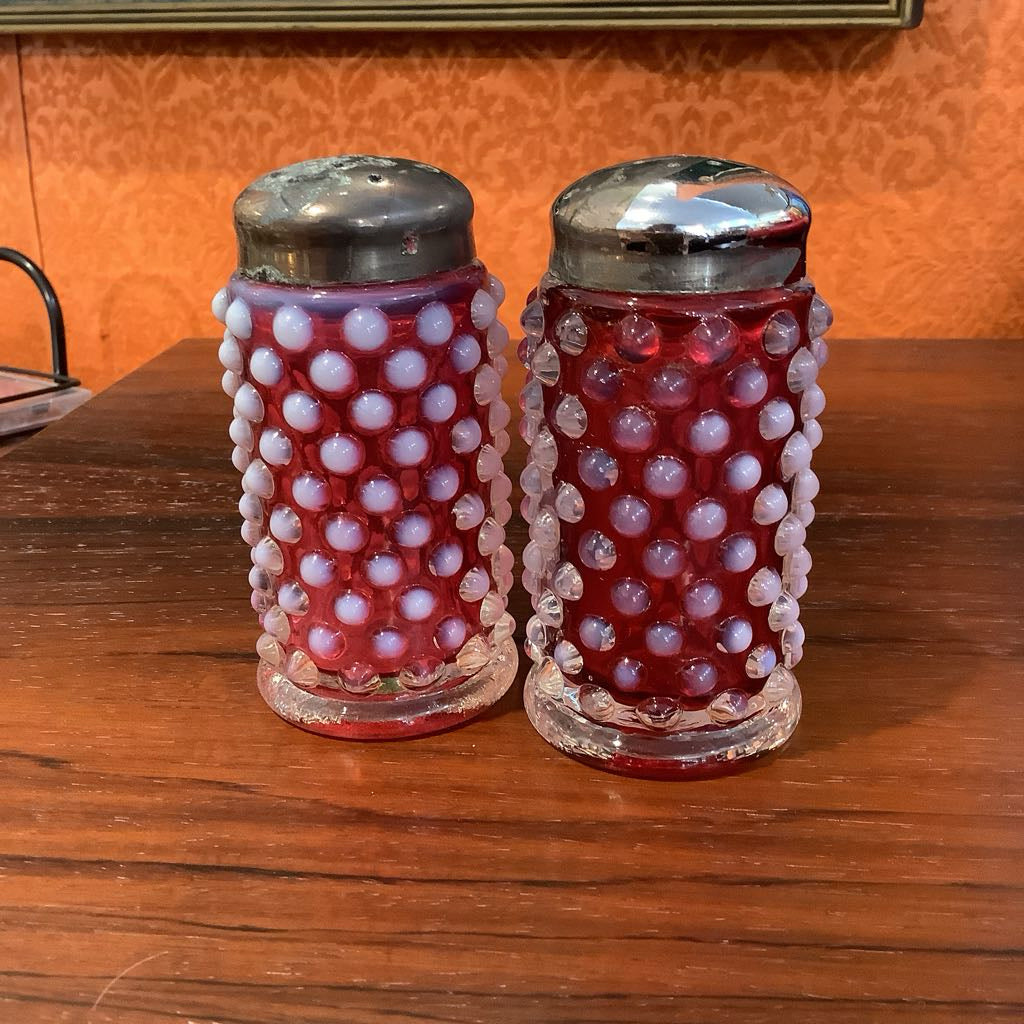 Vintage Hobnail S & P Set