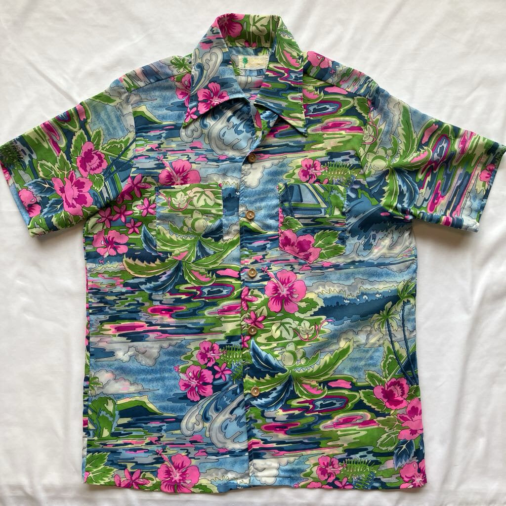 1970s Floral Hawaiian Shirt