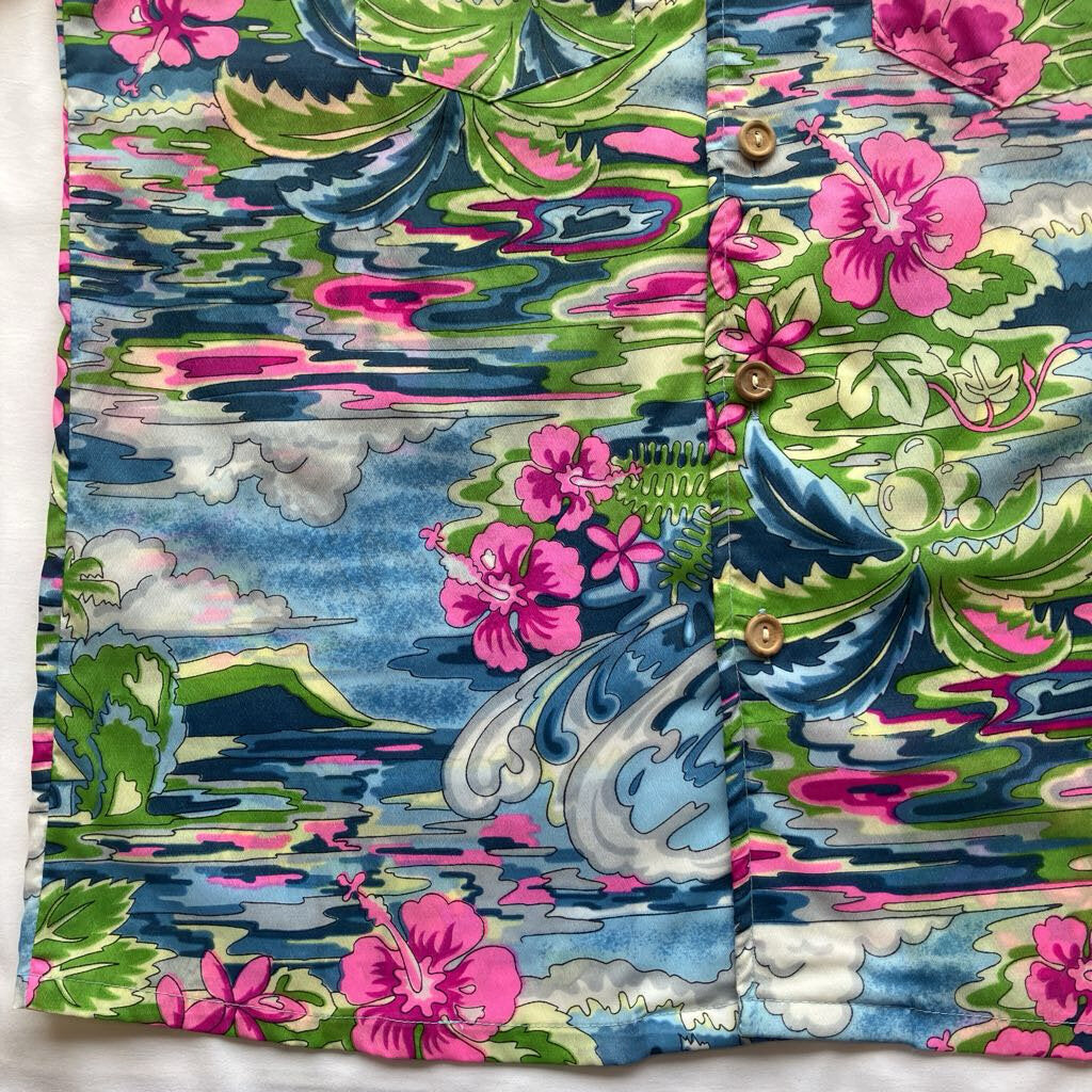 1970s Floral Hawaiian Shirt