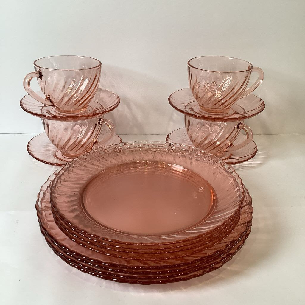 1980's Arcoroc France Set