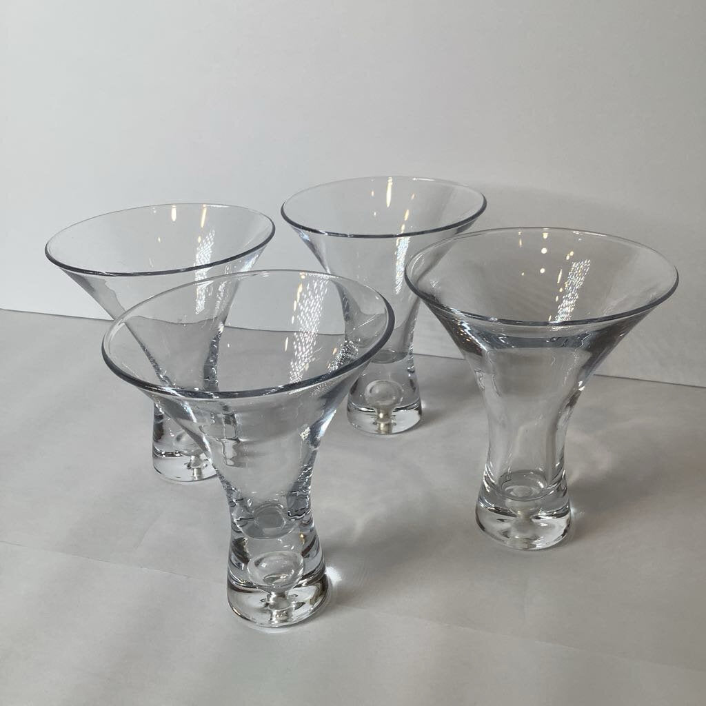 Mid Century Modern Martini Set of Blown Glass w/ Flared Rim & Controlled Bubble at Base